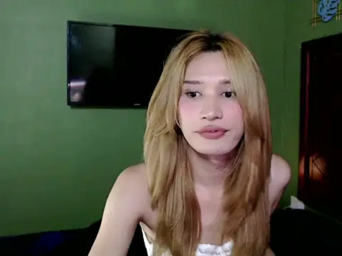 Snapshot of SerenaCortesi chatting on 29, 9, 2025 SerenaCortesi online show from 29, 9, 2025