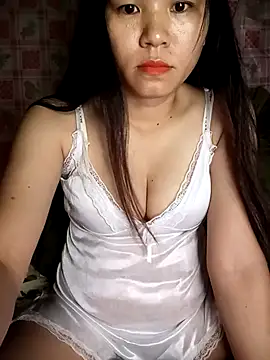 Snapshot of Ladygirl_x chatting on 16, 10, 2025 Ladygirl x online show from 16, 10, 2025