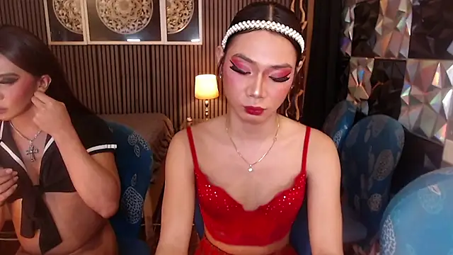 BigCockMaxineTS online show from 13, 7, 2026