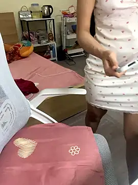 Mina048 online show from 25, 9, 2025