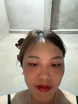 Snapshot of MychuSweet chatting on 10, 9, 2025 MychuSweet online show from 10, 9, 2025