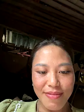 Snapshot of MychuSweet chatting on 4, 10, 2025 MychuSweet online show from 4, 10, 2025