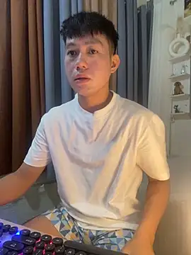 xshyboyx online show from 29, 10, 2025