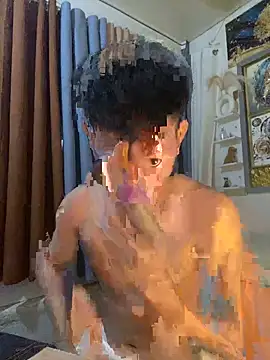 Snapshot of xshyboyx chatting on 18, 1, 2026 xshyboyx online show from 18, 1, 2026