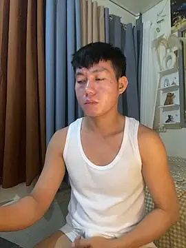 Snapshot of xshyboyx chatting on 5, 2, 2026 xshyboyx online show from 5, 2, 2026