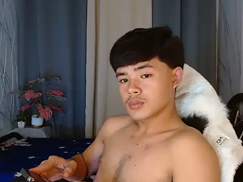 YourNaughtyTwink 69 online show from 23, 4, 2026