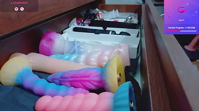 Hotkittylove online show from 9, 3, 2026