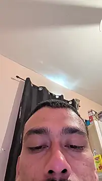 Snapshot of Cnutt310 chatting on 24, 2, 2026 Cnutt310 online show from 24, 2, 2026