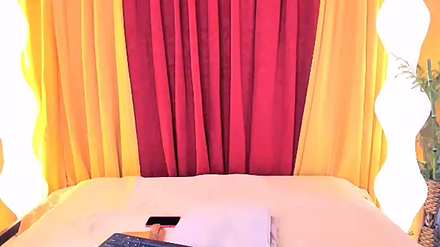 AthenaKeller online show from 5, 11, 2025