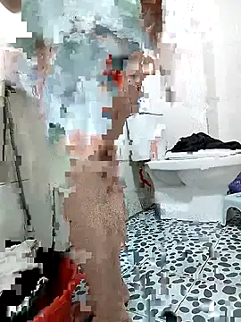 Snapshot of Ariana-Vy chatting on 4, 10, 2025 Ariana-Vy online show from 4, 10, 2025