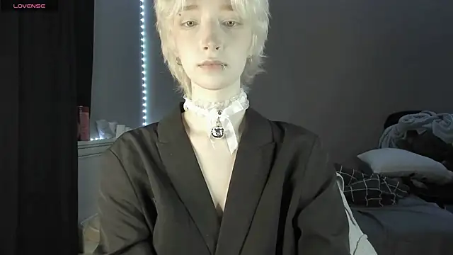 MelissaReis online show from 4, 12, 2025