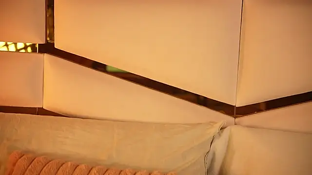 ambar rosse25 online show from 5, 10, 2025