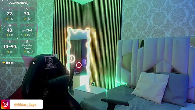 LIHIAN TAY online show from 8, 11, 2025