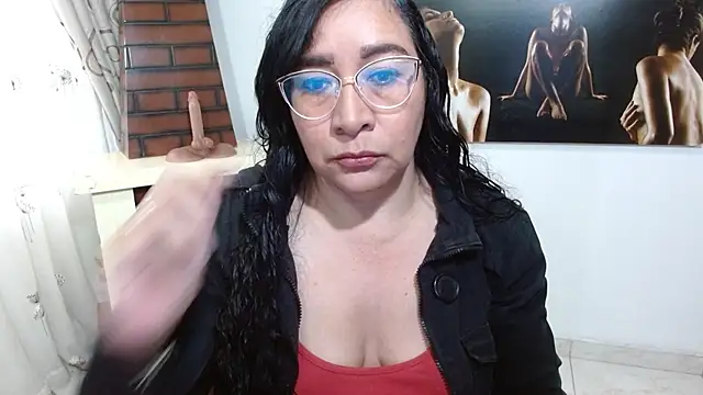 Snapshot of Grace_mature_milf chatting on 27, 10, 2025 Grace mature milf online show from 27, 10, 2025