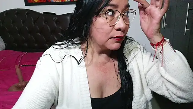 Snapshot of Grace_mature_milf chatting on 30, 5, 2026 Grace mature milf online show from 30, 5, 2026