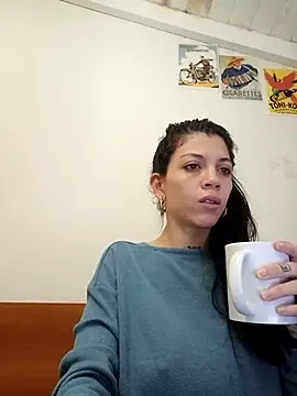 Paula Alameda online show from 15, 9, 2025