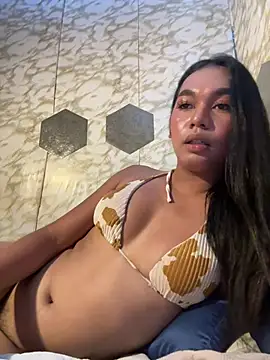 Snapshot of youryummybaby chatting on 13, 4, 2026 youryummybaby online show from 13, 4, 2026