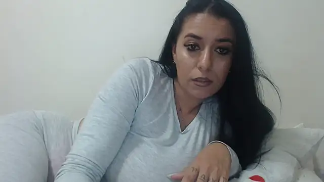 Maryem637048 online show from 4, 11, 2025