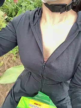 Meii-meyy online show from 12, 3, 2026