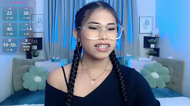 PrettyBlythes TS online show from 25, 10, 2025