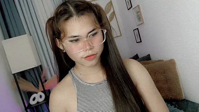 PrettyBlythes TS online show from 7, 4, 2026