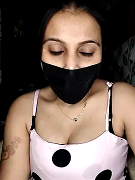 Snapshot of Horny_Shalu chatting on 15, 10, 2025 Horny Shalu online show from 15, 10, 2025