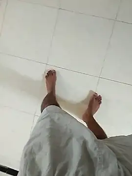 shreyas79 online show from 1, 11, 2025