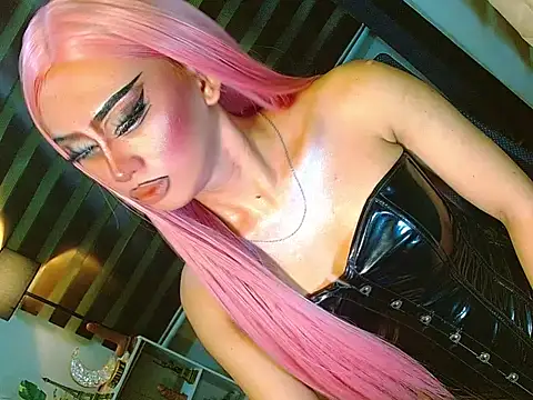Queen yasii 88 online show from 31, 5, 2026
