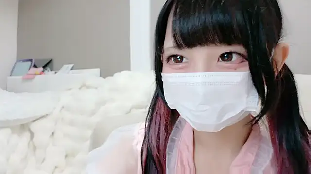 Snapshot of Hina-qp chatting on 10, 11, 2025 Hina-qp online show from 10, 11, 2025