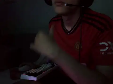 boyhigh1997 online show from 15, 9, 2025