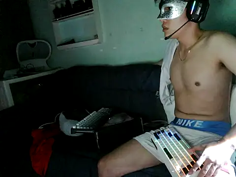 boyhigh1997 online show from 23, 3, 2026