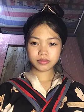 Snapshot of Thy00__ chatting on 19, 9, 2025 Thy00   online show from 19, 9, 2025