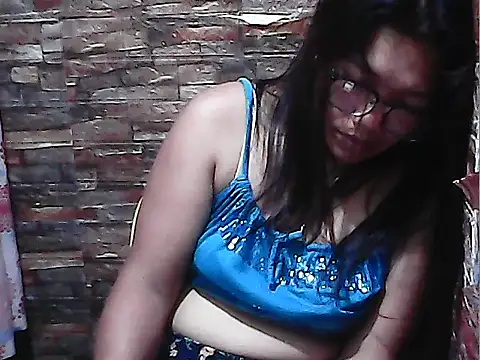 Snapshot of SexyLady4100 chatting on 18, 10, 2025 SexyLady4100 online show from 18, 10, 2025