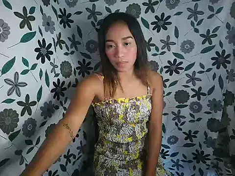 Snapshot of Virgen_christine01 chatting on 1, 11, 2025 Virgen christine01 online show from 1, 11, 2025