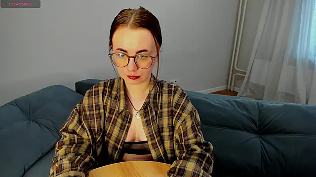 MewStella online show from 15, 4, 2026