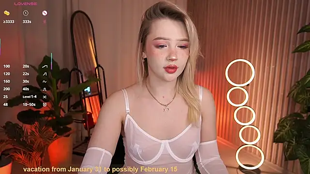 Snapshot of LauraWifeness chatting on 19, 1, 2026 LauraWifeness online show from 19, 1, 2026