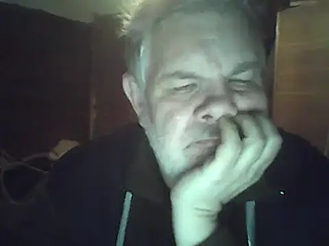 Snapshot of A1B3- chatting on 10, 1, 2026 A1B3- online show from 10, 1, 2026