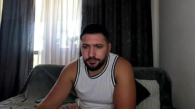 Gold Alpha Boy online show from 27, 9, 2025