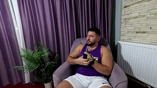 Gold Alpha Boy online show from 7, 10, 2025