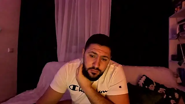 Gold Alpha Boy online show from 16, 12, 2025