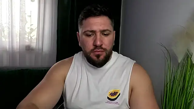 Gold Alpha Boy online show from 31, 3, 2026