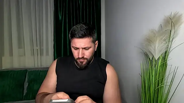 Gold Alpha Boy online show from 18, 4, 2026