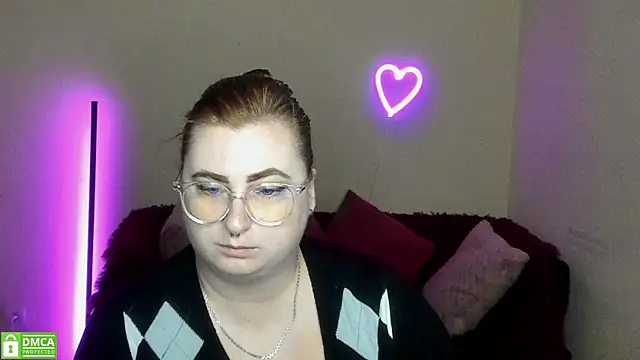 Snapshot of Alicia_love00 chatting on 25, 9, 2025 Alicia love00 online show from 25, 9, 2025