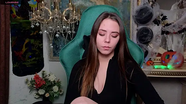 IvoryWood  online show from 29, 10, 2025