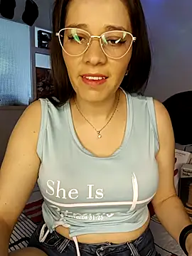 Isabella5 Brown  online show from 16, 9, 2025