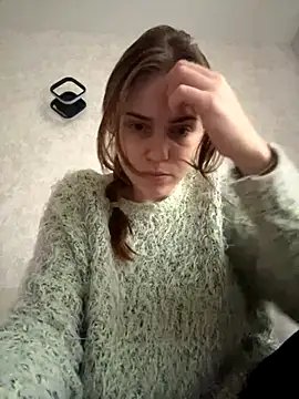 Snapshot of Delilah_Leila chatting on 10, 11, 2025 Delilah Leila online show from 10, 11, 2025