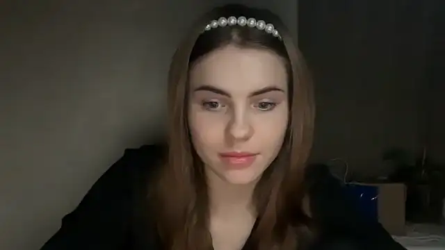 Snapshot of Delilah_Leila chatting on 3, 12, 2025 Delilah Leila online show from 3, 12, 2025
