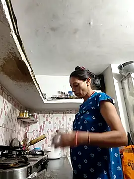 Snapshot of ISHANI-SINGH chatting on 24, 4, 2026 ISHANI-SINGH online show from 24, 4, 2026