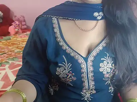 Snapshot of Hot_anika_ chatting on 16, 2, 2026 Hot anika online show from 16, 2, 2026