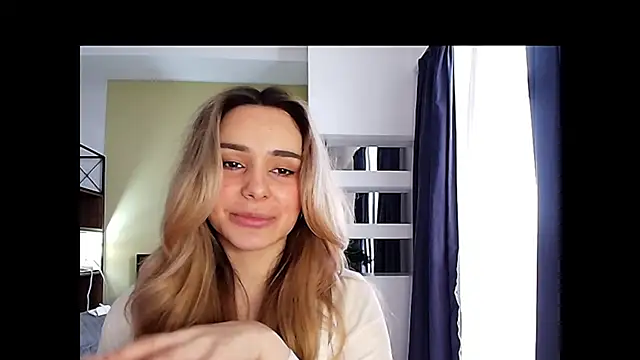 Chloe Ravens online show from 18, 12, 2025